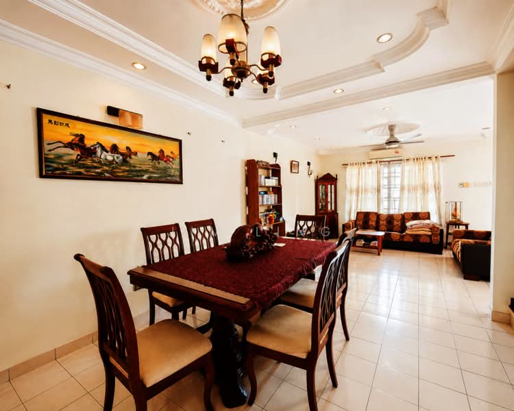 2-storey Terraced House for Rent in Kota Kemuning (Shah Alam) - Jim Ling - Dining Room - PropertyGuru.com.my