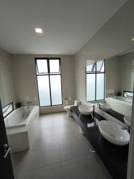 Bungalow for Rent in Masai (Johor) - Sandra Gan - Bathroom - PropertyGuru.com.my