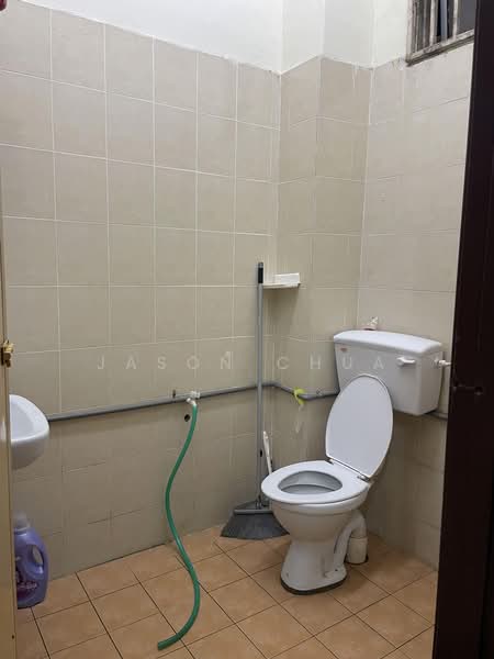 2.5-storey Terraced House for Sale in Taman Perwira Indah (Simpang Ampat) - Jason Chua - Bathroom - PropertyGuru.com.my