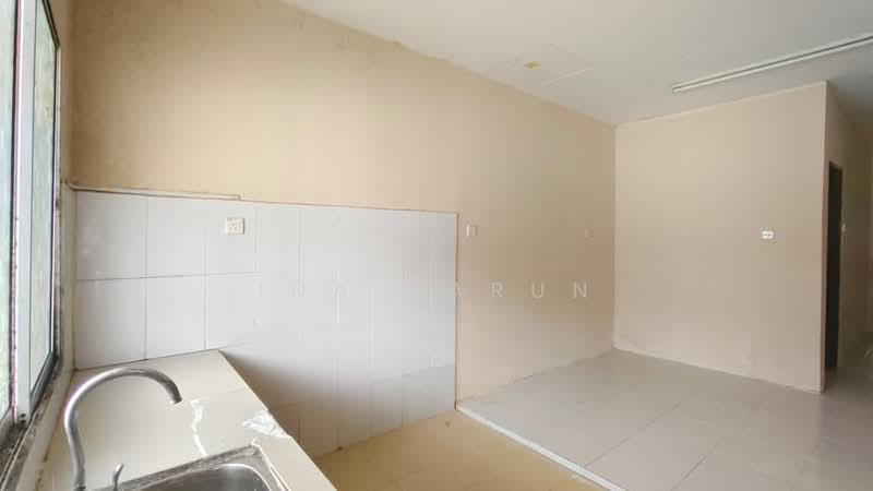 Terraced House for Sale in Klang (Selangor) - Ida Harun - Kitchen - PropertyGuru.com.my