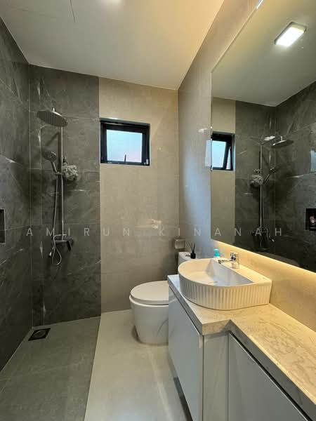 Bungalow for Sale in Ampang (Kuala Lumpur) - Amirun Kinanah - Bathroom - PropertyGuru.com.my