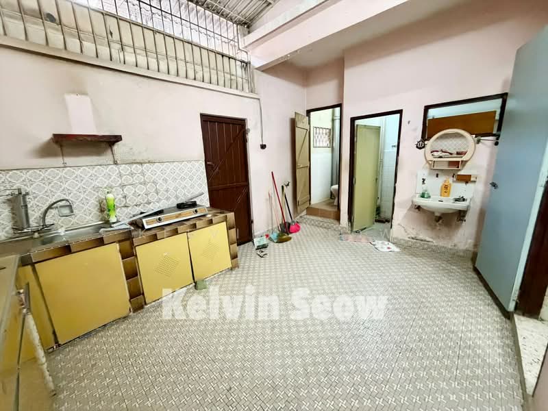 Rumah Teres 2 Tingkat untuk Disewa di Tanjung Bungah (Penang) - Kelvin Seow - Kitchen - PropertyGuru.com.my
