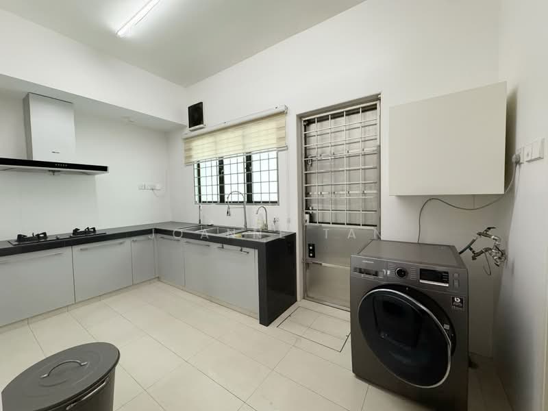 2-storey Terraced House for Rent in Setia Indah (Setia Alam) - Joanne Tan - Kitchen - PropertyGuru.com.my