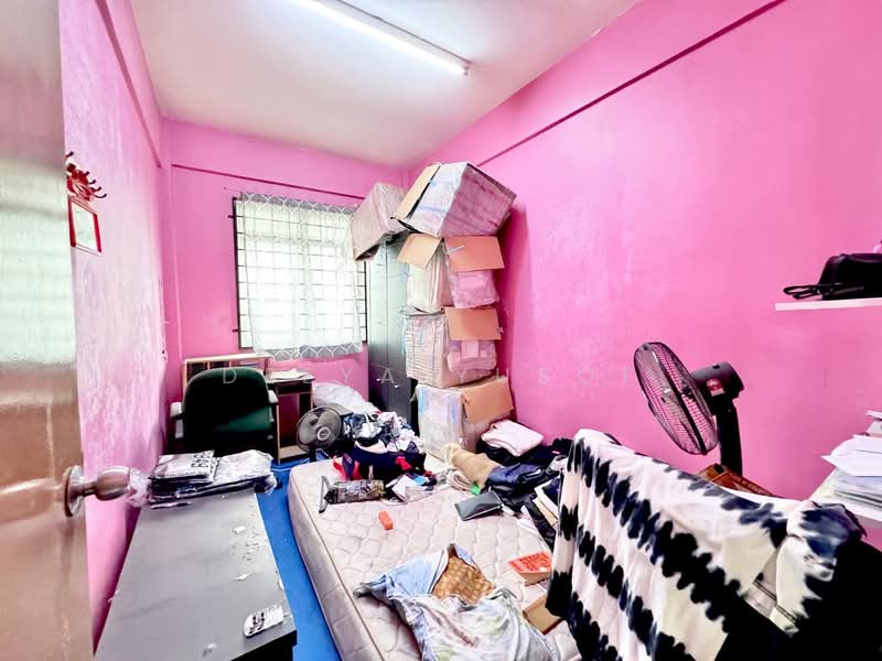 Apartment for Sale at Pangsapuri Seri Mawar - Deeya Yusof - PropertyGuru.com.my