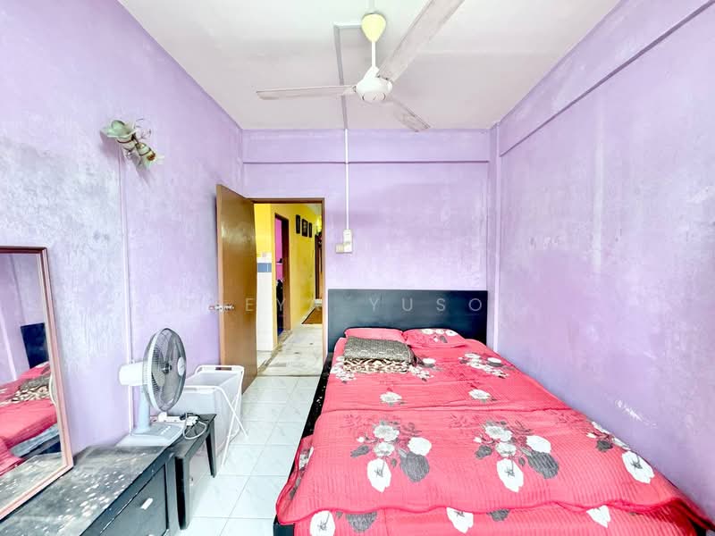 Apartment for Sale at Pangsapuri Seri Mawar - Deeya Yusof - PropertyGuru.com.my