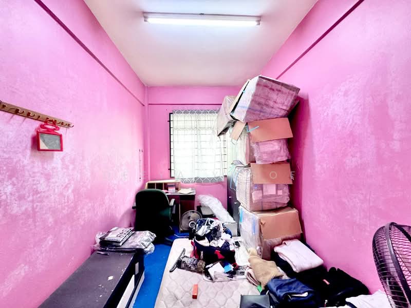 Apartment for Sale at Pangsapuri Seri Mawar - Deeya Yusof - PropertyGuru.com.my