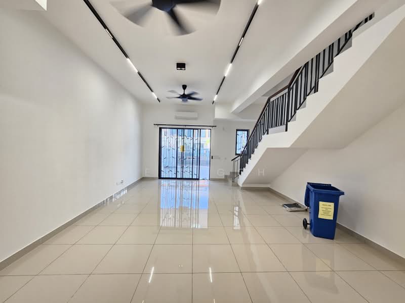 2-storey Terraced House for Rent in Telok Panglima Garang (Selangor) - Leon Goh - Living Room - PropertyGuru.com.my