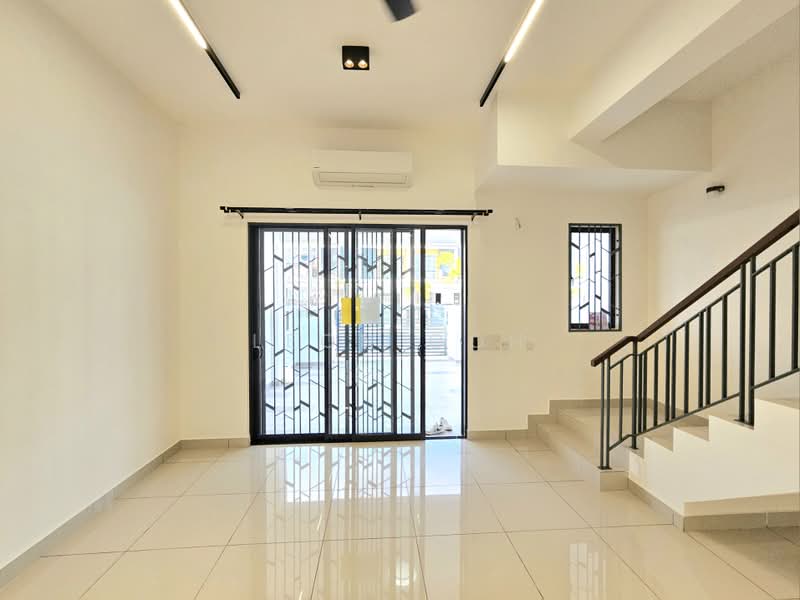 2-storey Terraced House for Rent in Telok Panglima Garang (Selangor) - Leon Goh - Living Room - PropertyGuru.com.my