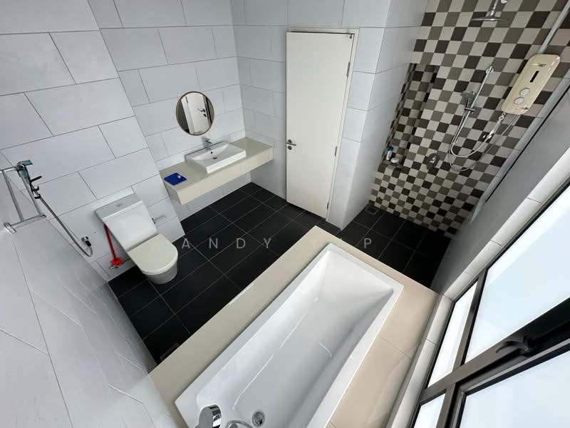 3-storey Terraced House for Sale in Tamansari (Rawang) - Andy Yap - PropertyGuru.com.my