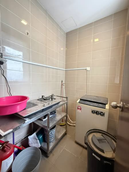 Servis Apartment untuk Disewa di Service Residence @ Landmark Residence 2 - Jane Ng - Kitchen - PropertyGuru.com.my