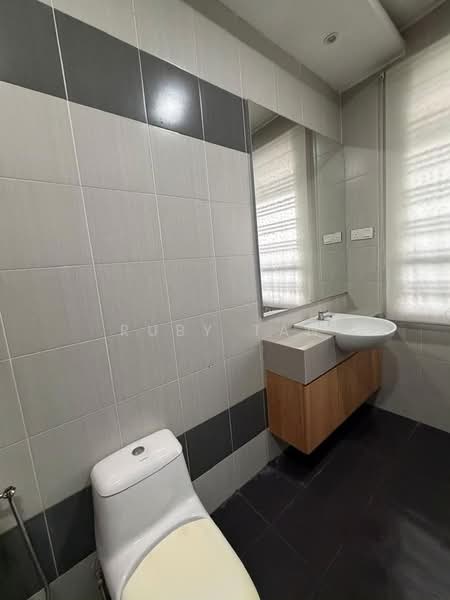 Rumah Teres 2 Tingkat untuk Dijual di Kangkar Pulai (Skudai) - Ruby Tan - Bathroom - PropertyGuru.com.my
