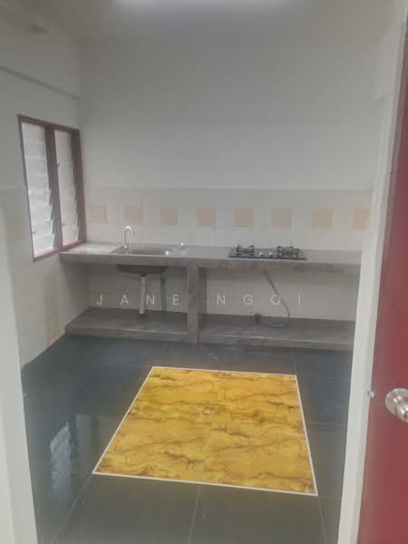 Apartment for Sale at Sri Impian Apartment - Jane Ngoi - Kitchen - PropertyGuru.com.my