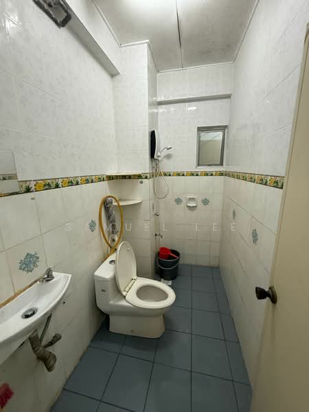 Apartment for Rent at Vista Seri Alam - Samuel Lee - Bathroom - PropertyGuru.com.my