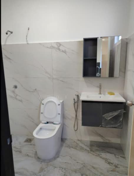 2-storey Terraced House for Sale in Bandar Mahkota Cheras (Cheras) - Addy Ng - Bathroom - PropertyGuru.com.my