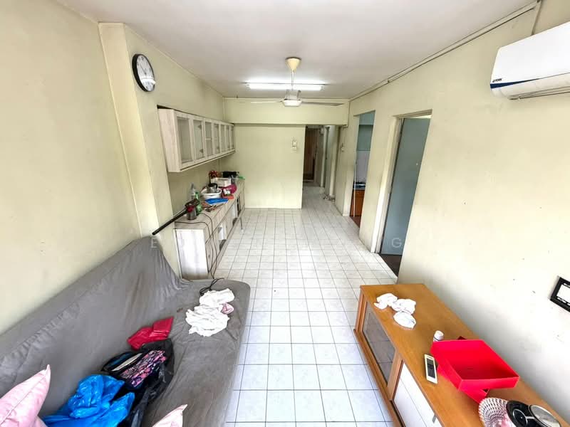 Pangsapuri untuk Dijual di Permai Apartment - Edwin Wong - Living Room - PropertyGuru.com.my