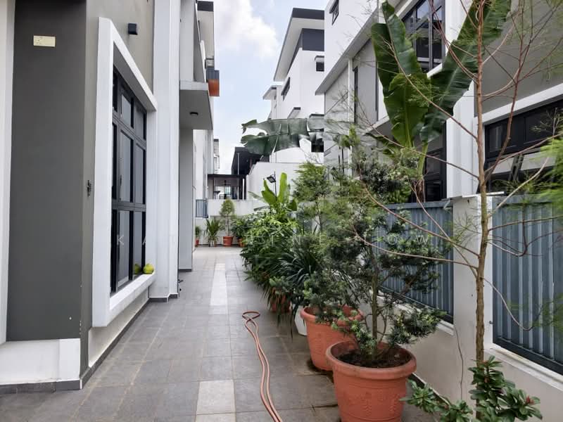 Rumah Berkembar untuk Dijual di Taman Nusa Sentral (Iskandar Puteri (Nusajaya)) - Katherine Low - PropertyGuru.com.my