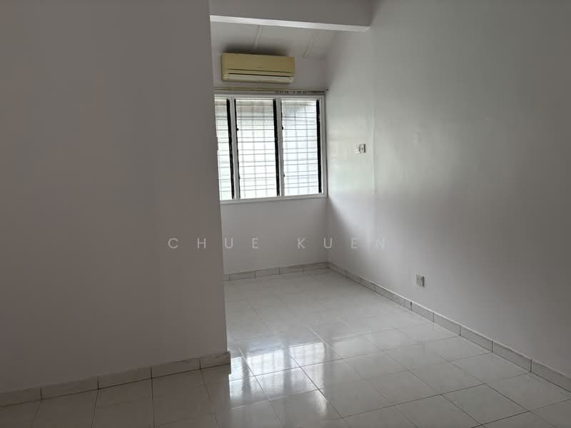 2-storey Terraced House for Rent in Taman Overseas Union (Taman Oug) (Jalan Klang Lama (Old Klang Road)) - Chue Kuen - PropertyGuru.com.my