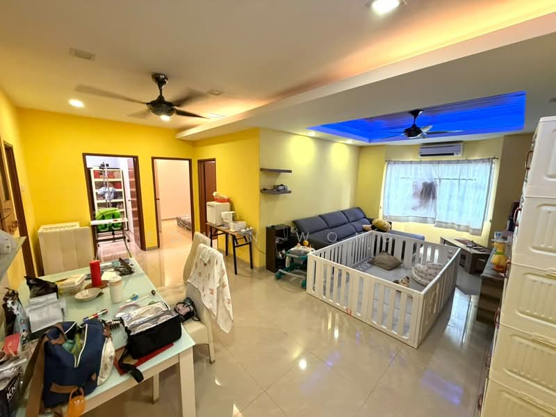Pangsapuri untuk Dijual di Pangsapuri Mutiara Subang - Edwin Wong - Living Room - PropertyGuru.com.my