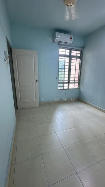 Kondominium untuk Disewa di Villa Park - Jey Ong - Interior - PropertyGuru.com.my