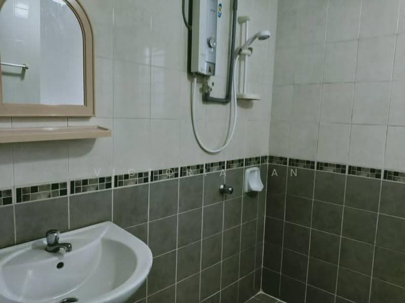Kondominium untuk Disewa di Selayang Point - Victoria Tan - Bathroom - PropertyGuru.com.my