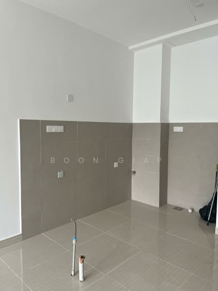 Service Residence for Sale at Hampton Height Damansara - Boon Giap - PropertyGuru.com.my
