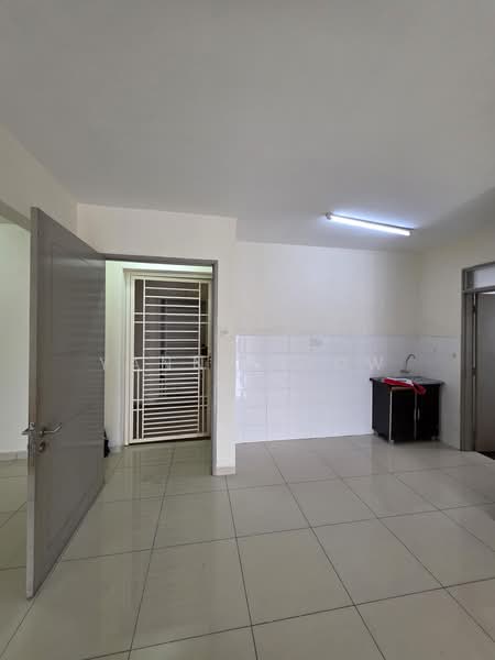 Condominium for Sale at Platinum Lake PV 20 - Yanny Siow - Kitchen - PropertyGuru.com.my