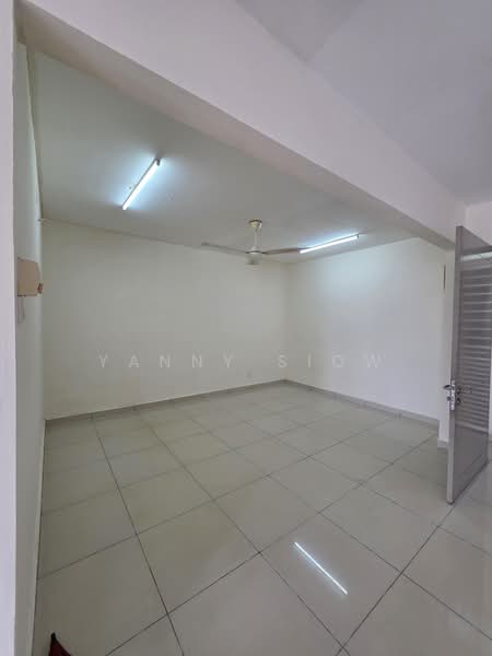Condominium for Sale at Platinum Lake PV 20 - Yanny Siow - Interior - PropertyGuru.com.my
