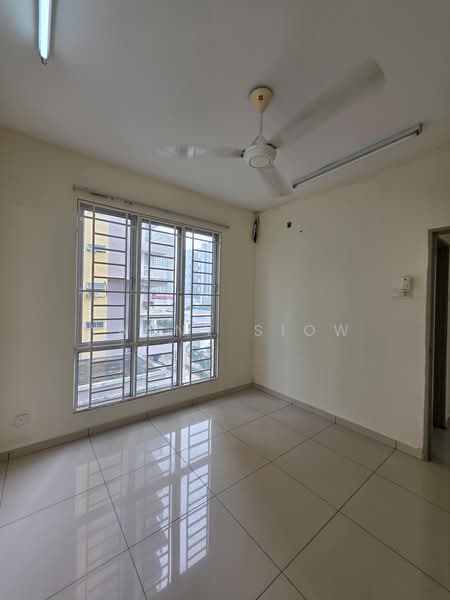 Condominium for Sale at Platinum Lake PV 20 - Yanny Siow - Living Room - PropertyGuru.com.my