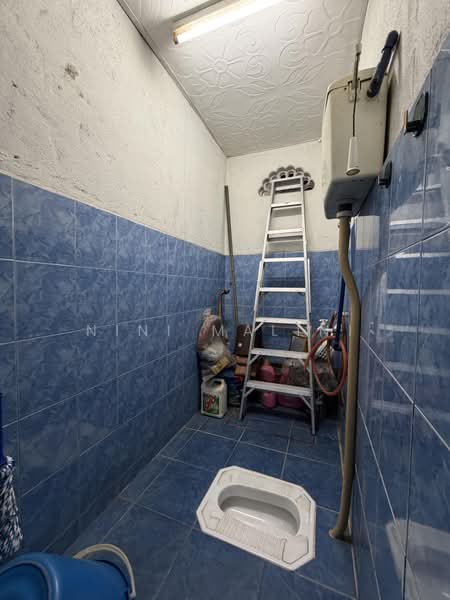 Terraced House for Sale in Taman Johan Setia (Klang) - Nini Malini - Bathroom - PropertyGuru.com.my