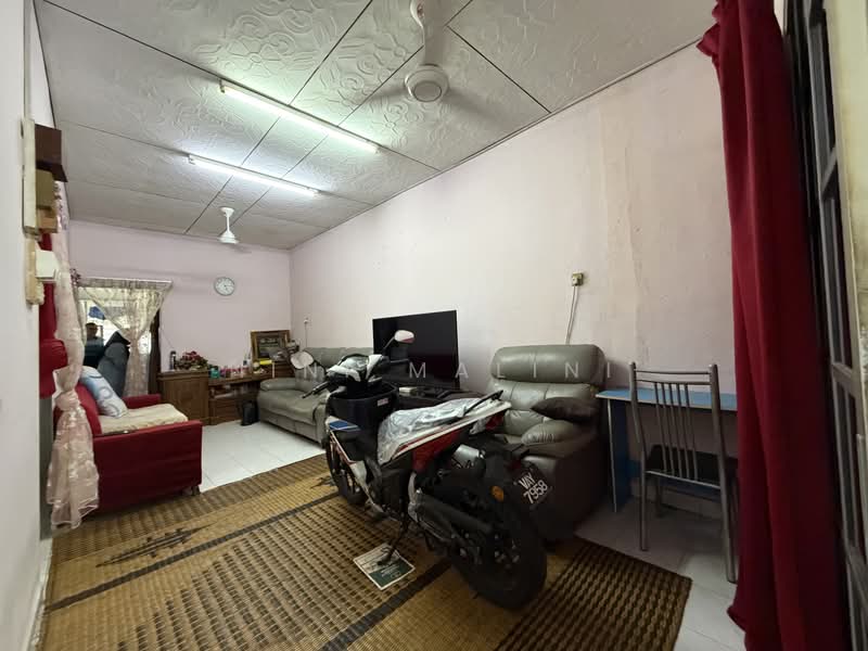 Terraced House for Sale in Taman Johan Setia (Klang) - Nini Malini - Living Room - PropertyGuru.com.my