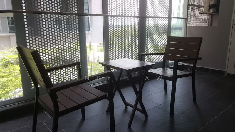 Servis Apartment untuk Dijual di Verde - Pinky Liaw - Balcony - PropertyGuru.com.my