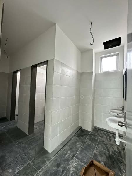 Kilang untuk Disewa di Taman Impian Emas (Skudai) - Eva Siow - Bathroom - PropertyGuru.com.my