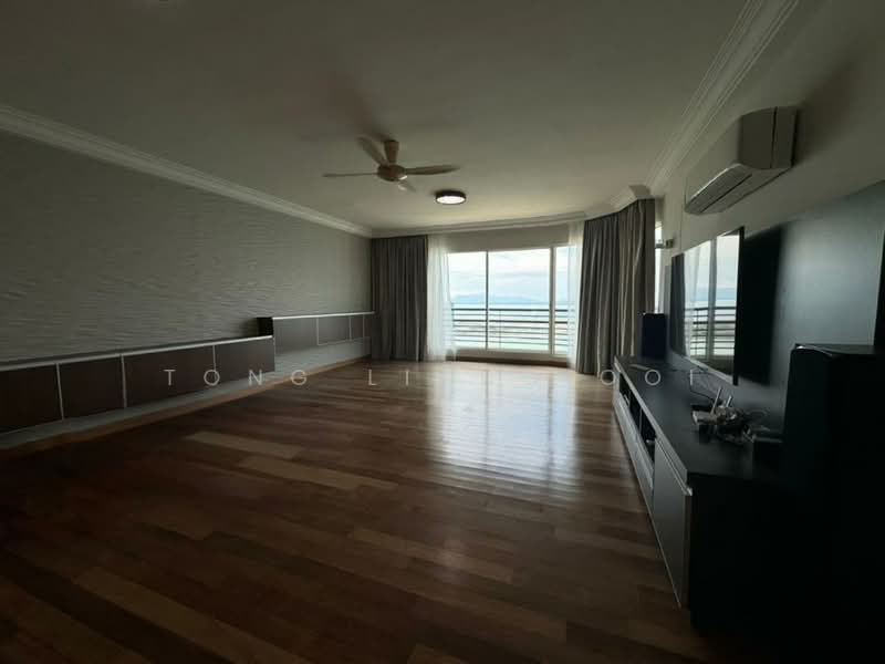 Kondominium untuk Disewa di Gurney Beach Resort - Tong Liang Ooi - Living Room - PropertyGuru.com.my