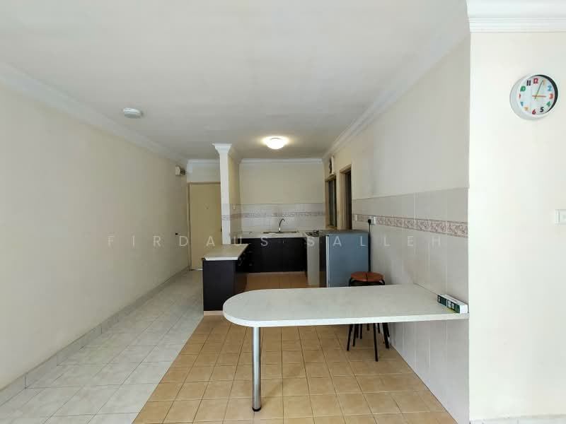 Apartment for Rent at Flora Damansara Apartment - Firdaus Salleh - Kitchen - PropertyGuru.com.my