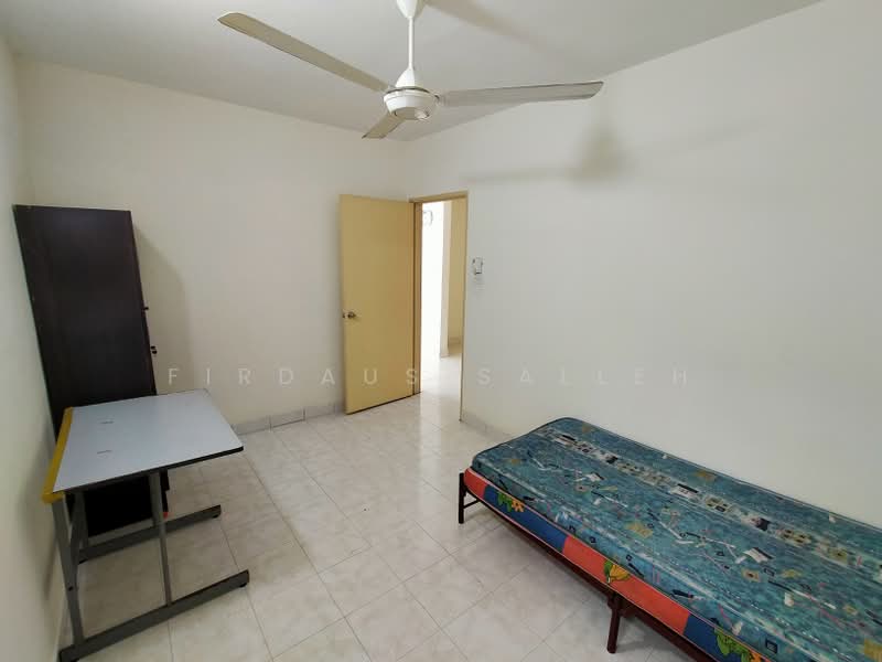 Apartment for Rent at Flora Damansara Apartment - Firdaus Salleh - Bedroom - PropertyGuru.com.my