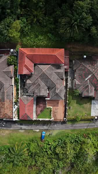 Bungalow for Sale in Kampung Sungai Plong (Sungai Buloh) - Zarema Kulbuzheva - Exterior - PropertyGuru.com.my