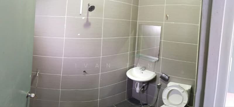 2-storey Terraced House for Sale in Bandar Sunway (Sunway) - Ivan Tan - Bathroom - PropertyGuru.com.my
