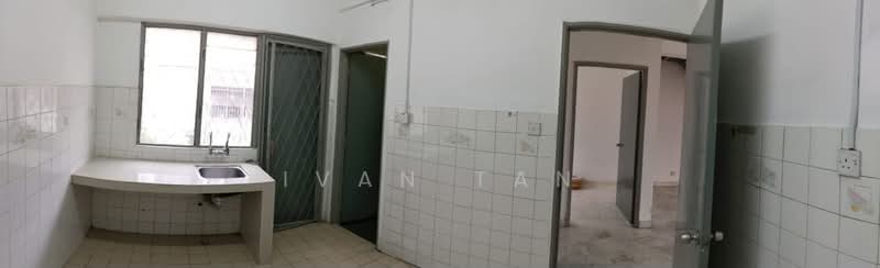 2-storey Terraced House for Sale in Bandar Sunway (Sunway) - Ivan Tan - Kitchen - PropertyGuru.com.my