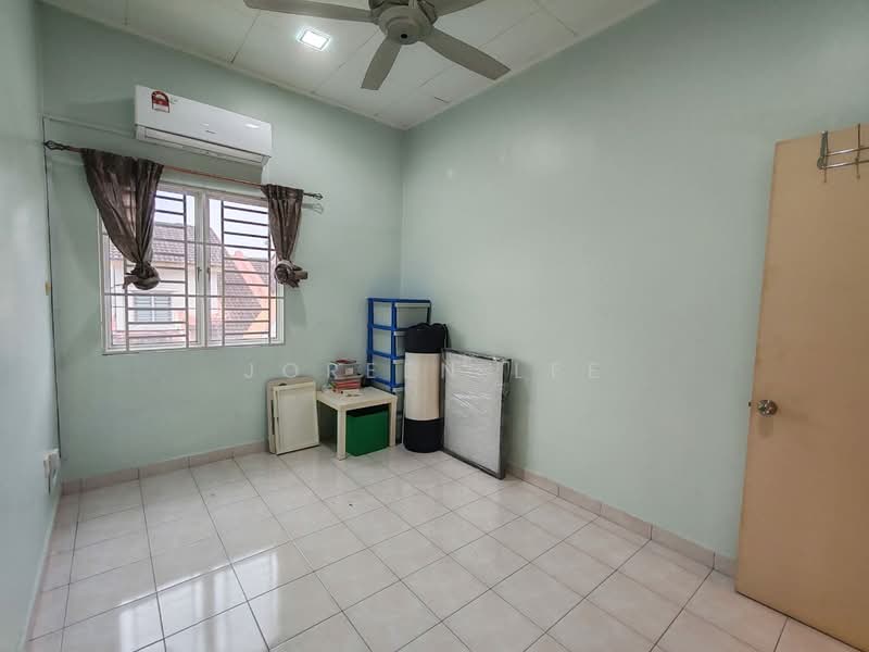 1.5-storey Terraced House for Sale in Mutiara Rini (Skudai) - Joreen Lee - PropertyGuru.com.my