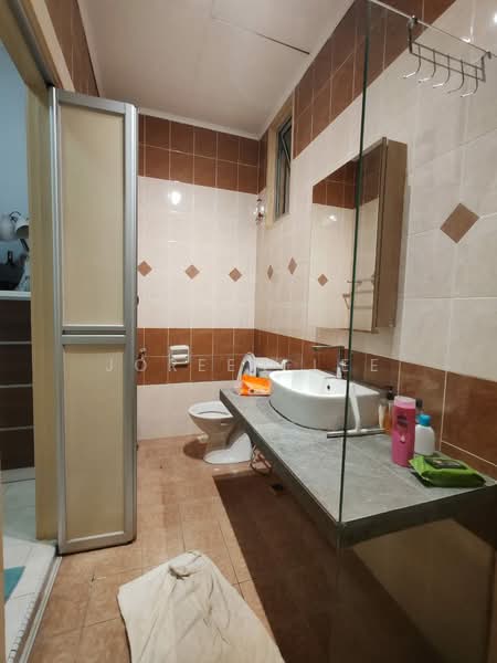 1.5-storey Terraced House for Sale in Mutiara Rini (Skudai) - Joreen Lee - PropertyGuru.com.my