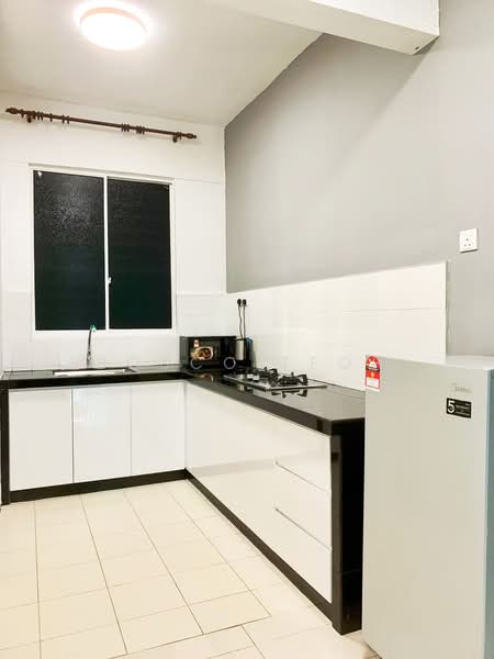 Kondominium untuk Disewa di The Oasis - Bosco Teoh - Kitchen - PropertyGuru.com.my