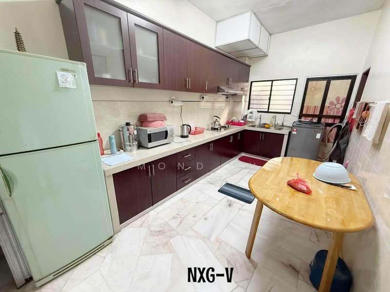 2-storey Terraced House for Sale in Taman Sentosa (Klang) - Raymond Choo - Kitchen - PropertyGuru.com.my