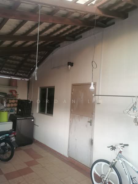 2-storey Terraced House for Sale in Taman Semabok Perdana (Semabok) - Jordan Lee - Exterior - PropertyGuru.com.my