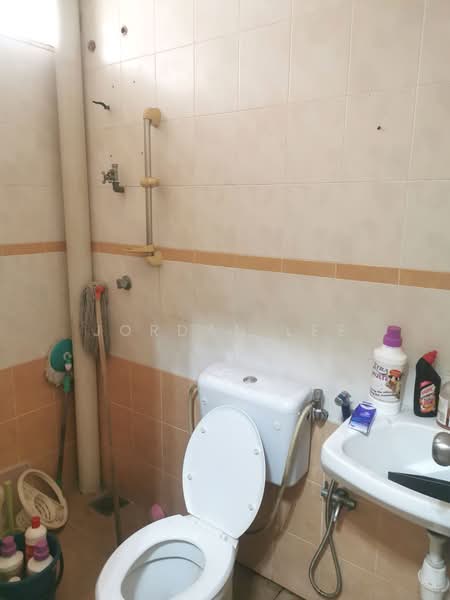 2-storey Terraced House for Sale in Taman Semabok Perdana (Semabok) - Jordan Lee - Bathroom - PropertyGuru.com.my