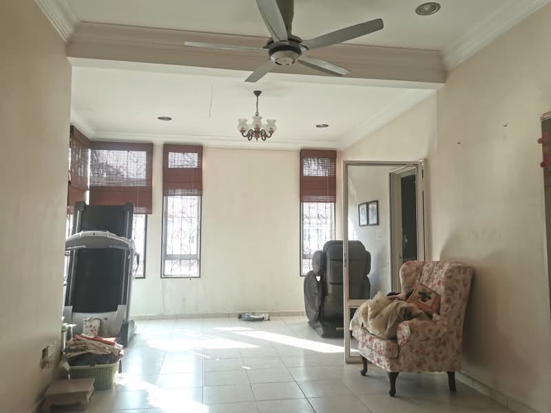 2-storey Terraced House for Sale in Taman Semabok Perdana (Semabok) - Jordan Lee - Living Room - PropertyGuru.com.my