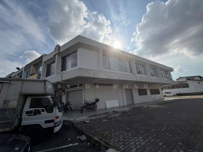 Kedai / Pejabat untuk Dijual di Taman Ungku Tun Aminah (Skudai) - Kratos Wong - PropertyGuru.com.my