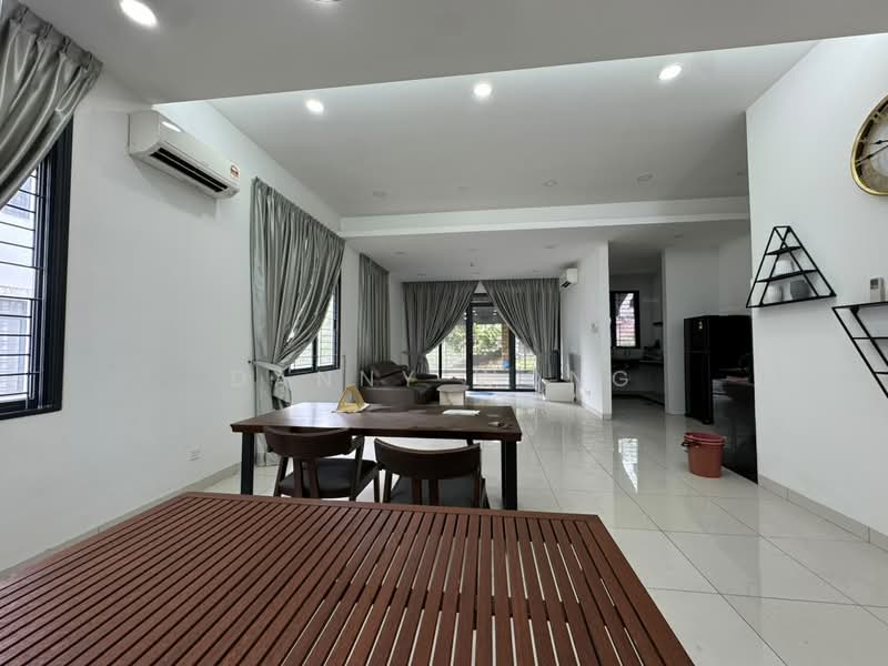 Rumah Teres 2 Tingkat untuk Dijual di Rawang (Selangor) - Danny Wong - Living Room - PropertyGuru.com.my