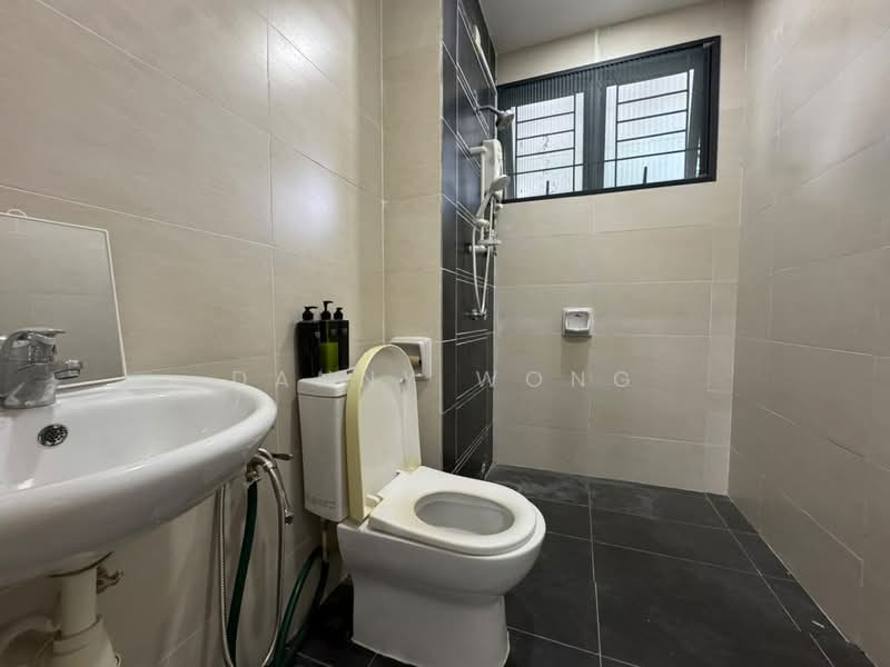Rumah Teres 2 Tingkat untuk Dijual di Rawang (Selangor) - Danny Wong - Bathroom - PropertyGuru.com.my