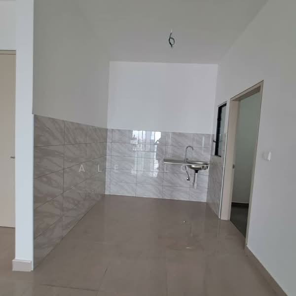 Servis Apartment untuk Dijual di The Harmony - Alex Low - Kitchen - PropertyGuru.com.my