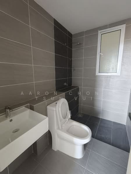 Condominium for Sale at SkyMillion Residence - Aaron Chong Tsun Vui - Bathroom - PropertyGuru.com.my